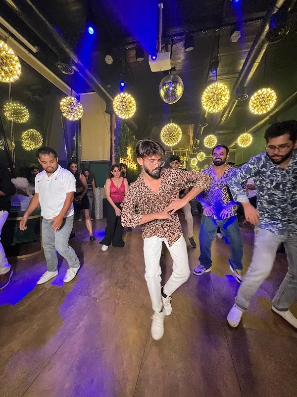VLDC - VIDA LOCA DANCE COMPANY