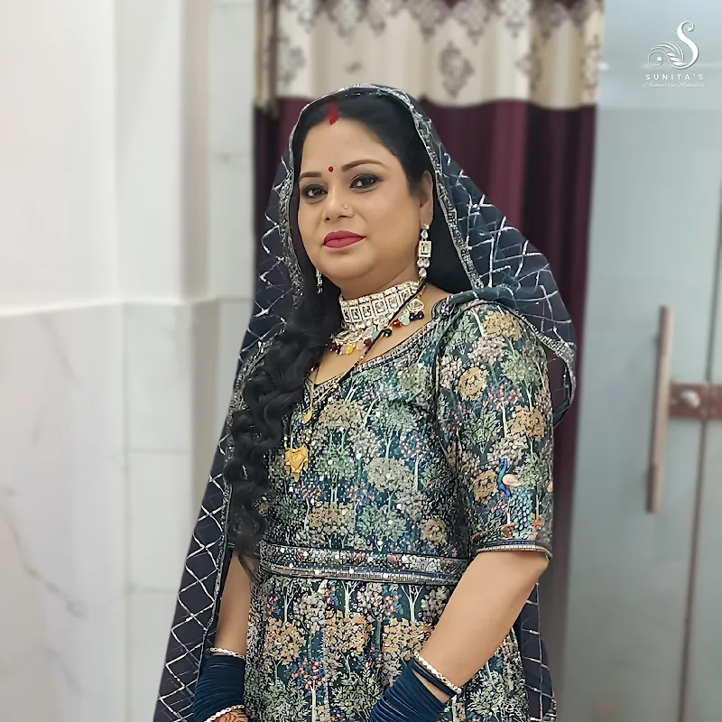 Aishwarrya Makeovers