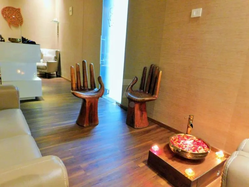 White N Bright Spa & Salon