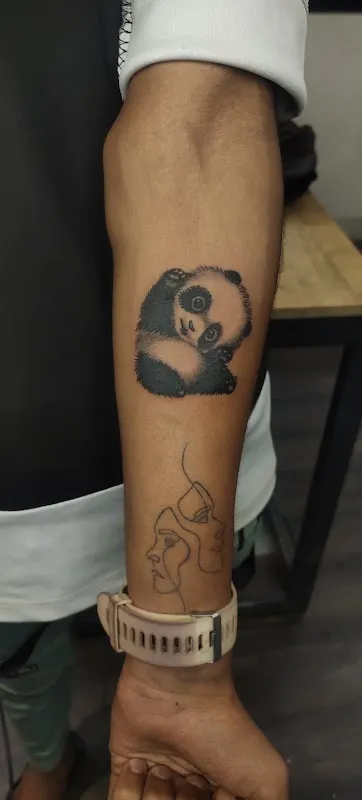 AR TATTOO STUDIO