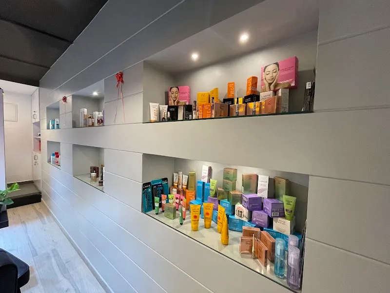 Lakme Salon For Him and Her in Nigdi,Pune