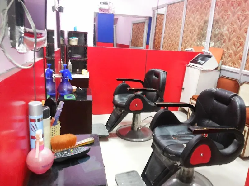 He & She Beauty Salon