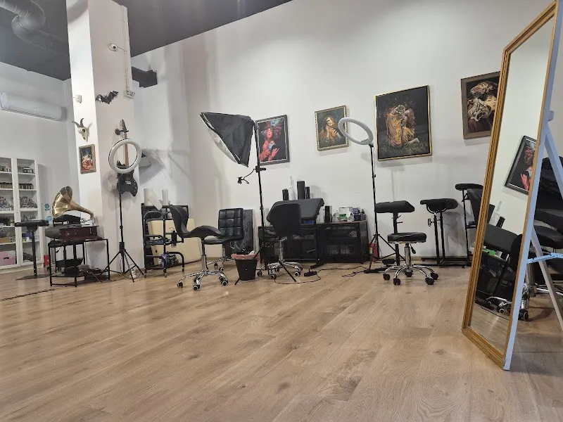 Dizzy tattoo Studio tatuażu