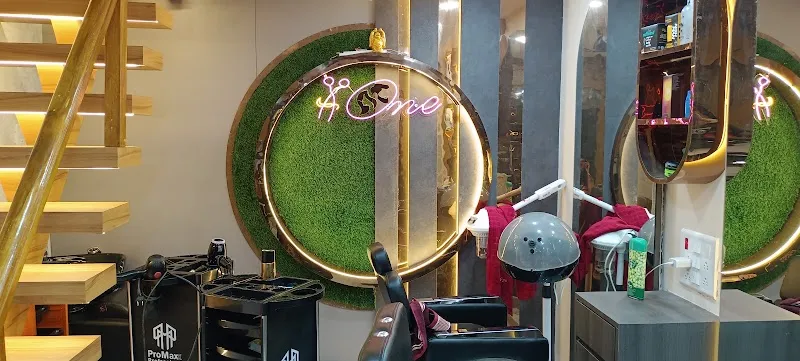 A One Unisex Family Salon