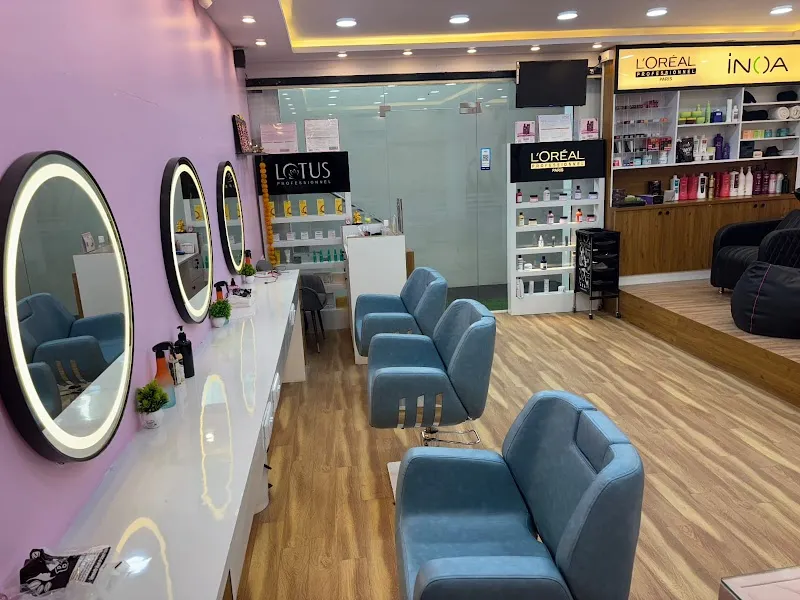 Gravity Unisex Salon
