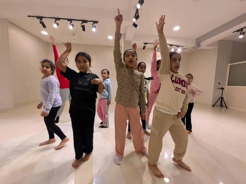 Aarambh Dance Studio By Avinash Thakur