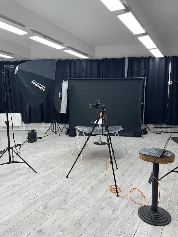 SHAPES Studio