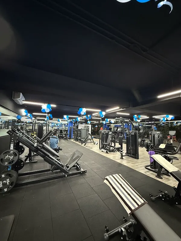 Plus Fitness 24/7 Seawoods