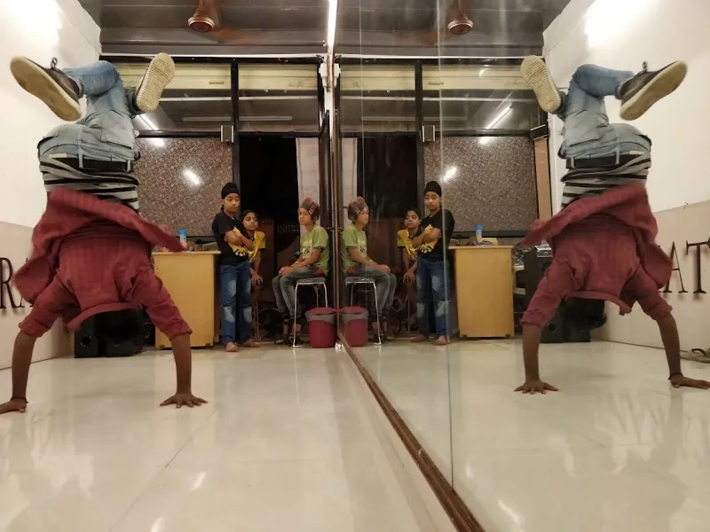 MICHAEL DANCE STUDIO ULHASNAGAR