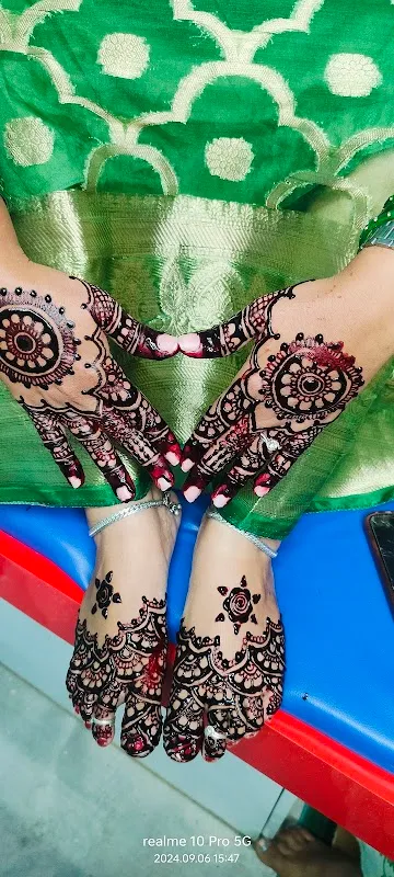 Maina makeup studio and academy beauty salon