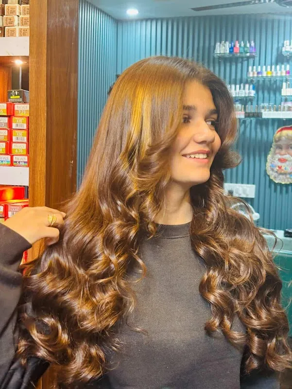 GLIMMER GLOW UNISEX SALON