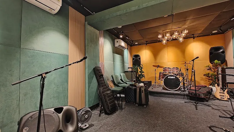 TuneUpp studio and Jampad