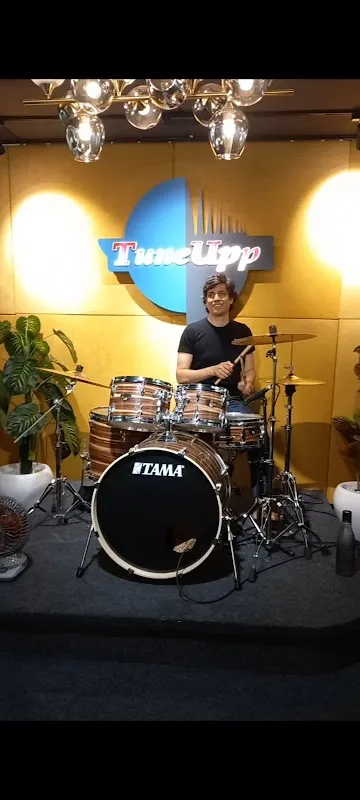 TuneUpp studio and Jampad