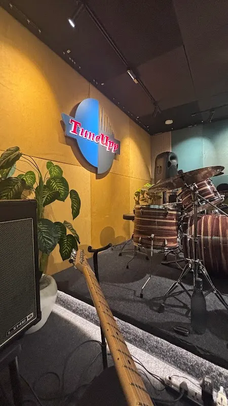 TuneUpp studio and Jampad