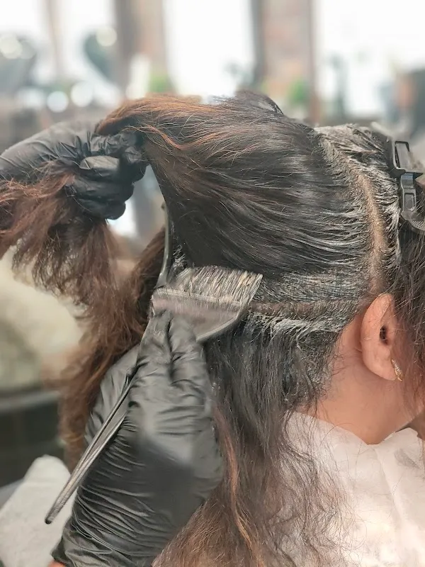JUST4U Beauty Salon - Best WOMENS Only Salon In Dombivali WEST