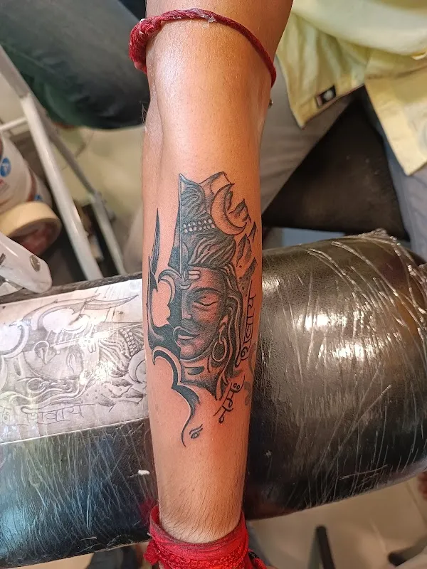Sunny tattoo & piercing