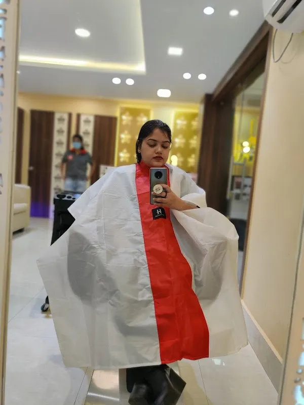 Jawed Habib salon Master Canteen | Hair & Beauty Makeup Expert
