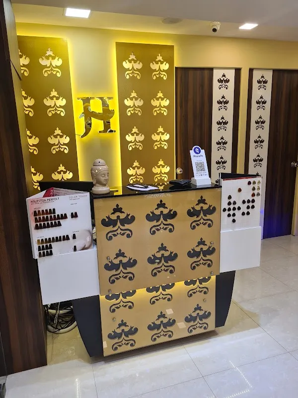 Jawed Habib salon Master Canteen | Hair & Beauty Makeup Expert