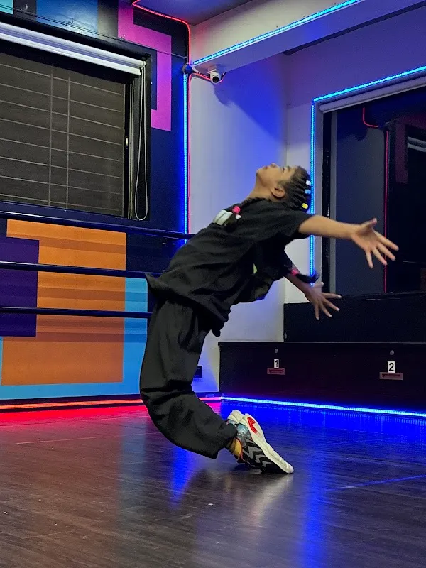 Academy of Knights - International Dance & Fitness School
