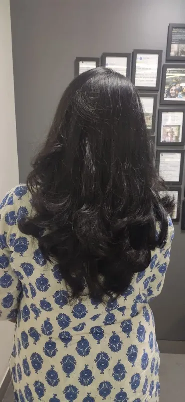 Lakme Salon For Him and Her in Malleshwaram 15th Cross,Bengaluru