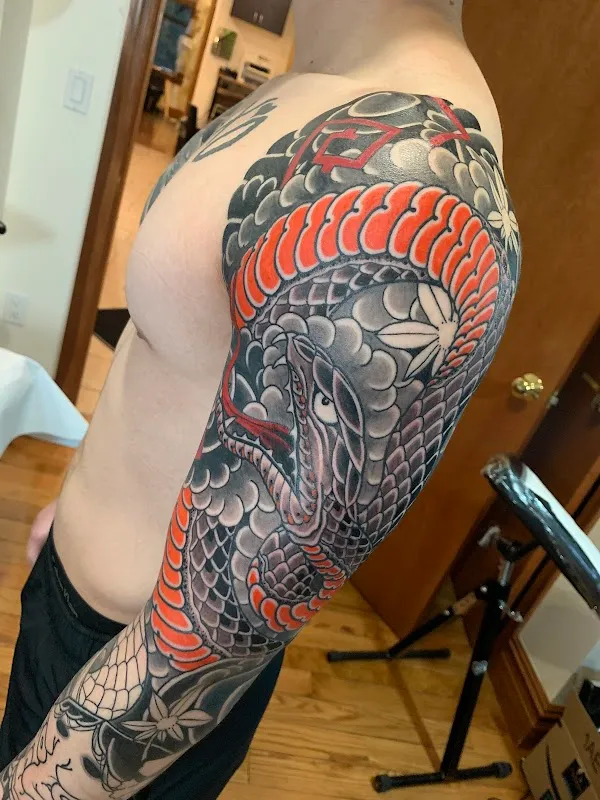 Hand of Glory Tattoo & Piercing