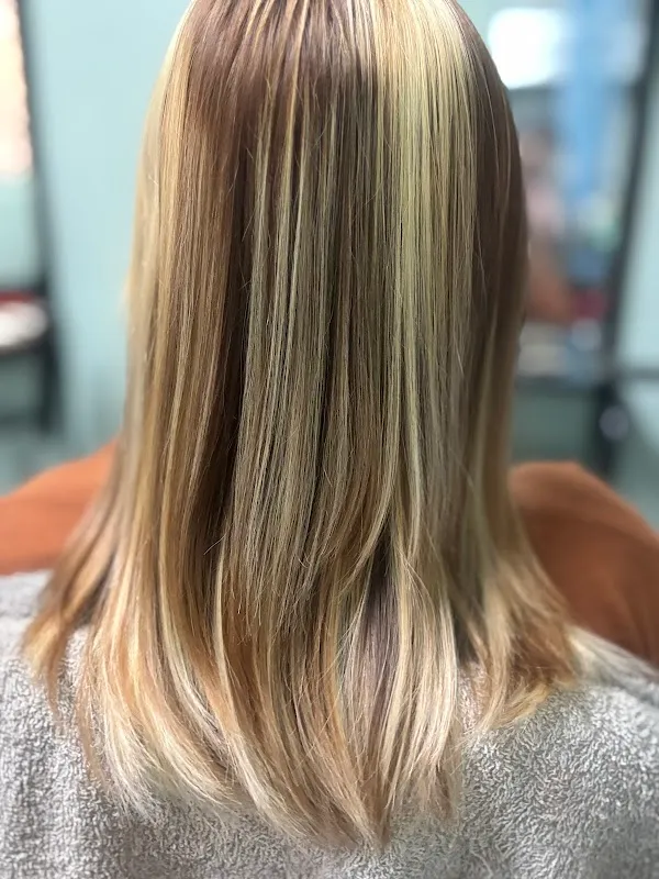 DRA HAIR SALOON
