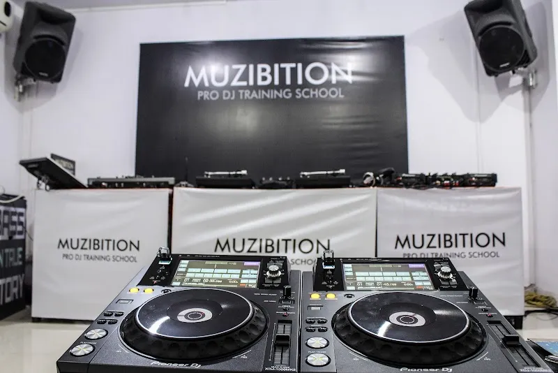 MUZIBITION STUDIO - Pro DJ Training, Music Production & Recording Studio