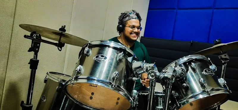 MUZIBITION STUDIO - Pro DJ Training, Music Production & Recording Studio