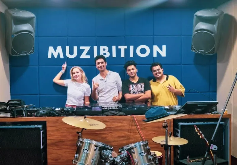 MUZIBITION STUDIO - Pro DJ Training, Music Production & Recording Studio