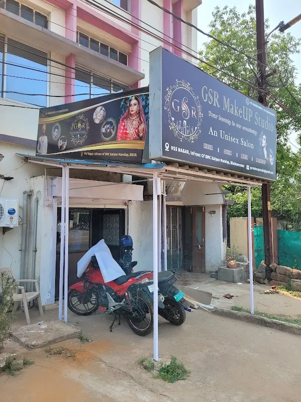 GSR MakeUp Studio
