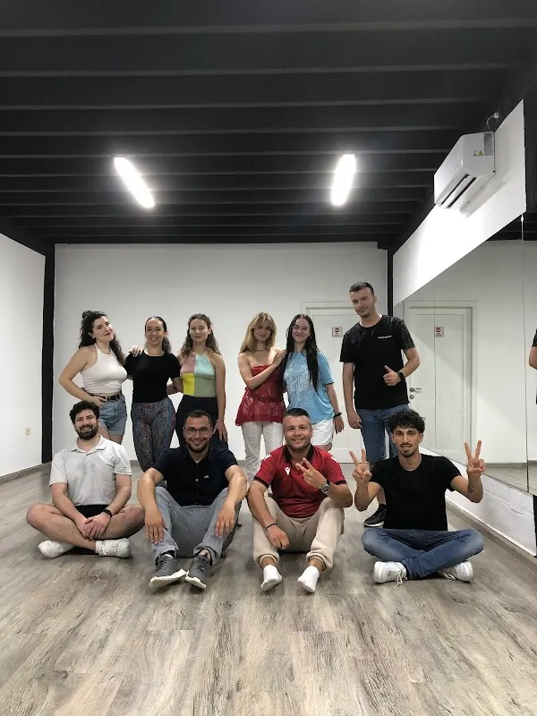 Bliss Dance Academy | Kurse Kercimi Latin