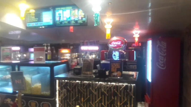Roxy Cinemas, Charni Road