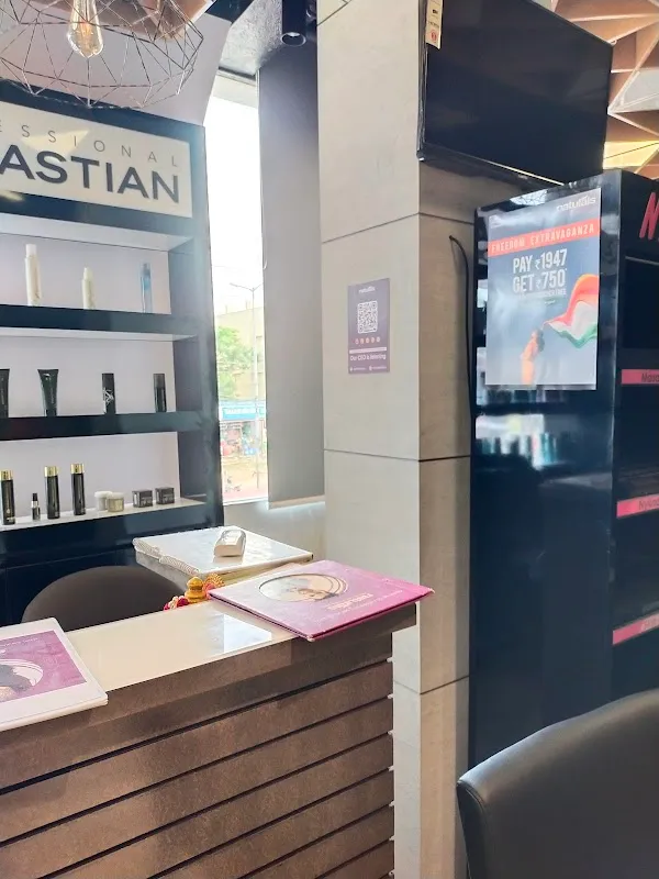 Naturals Signature Salon Rajakilpakkam