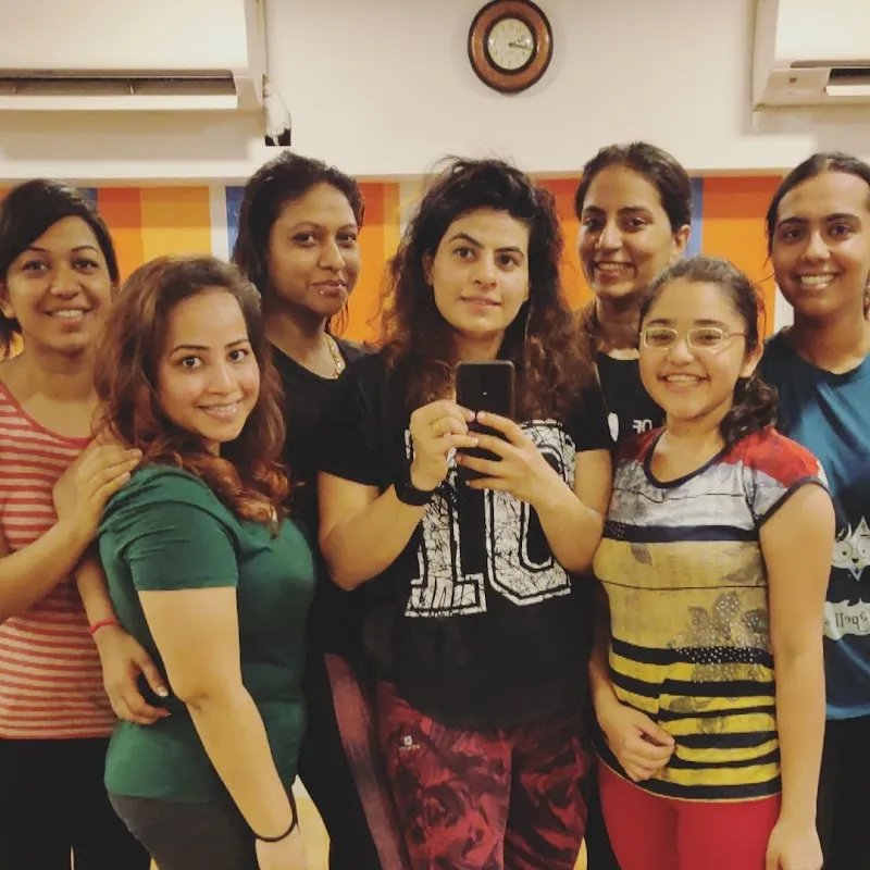 Aakriti Chhabra Fitness Studio (Zumba Yoga Class in Kandivali East)