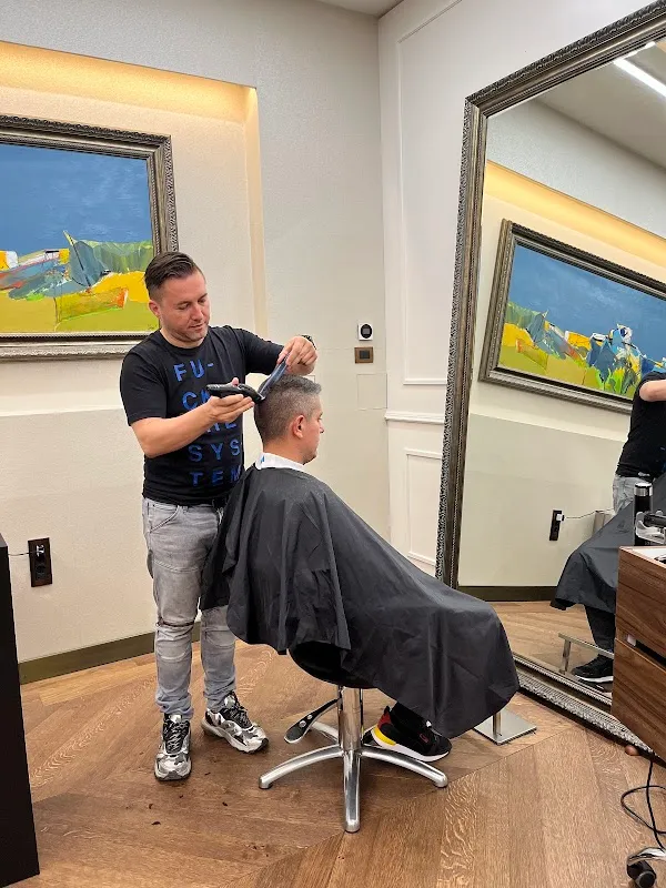 RF Hair Studio
