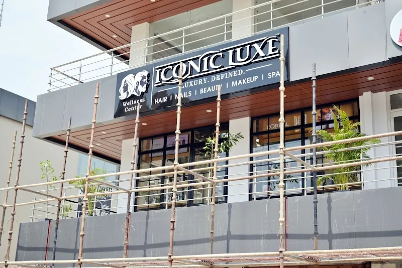 Iconic Luxe Unisex Salon