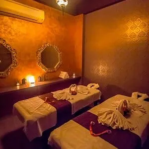 Girls Mumbai Spa Center