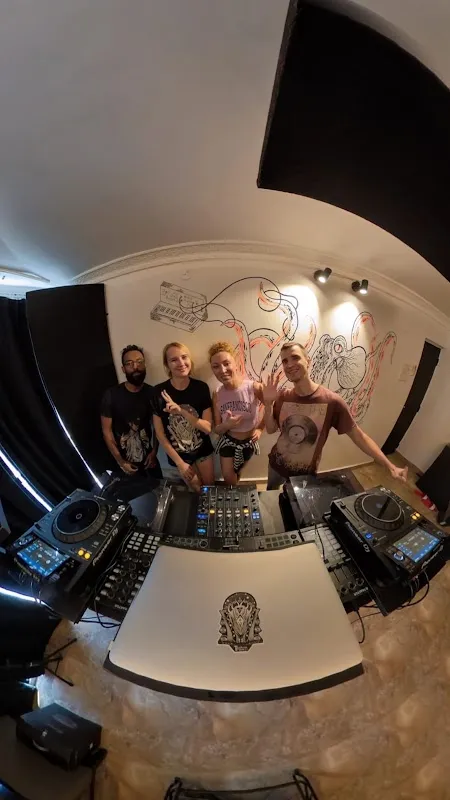 o3 studio (Music Production | Dj Academy | Mixing and Mastering Studio)