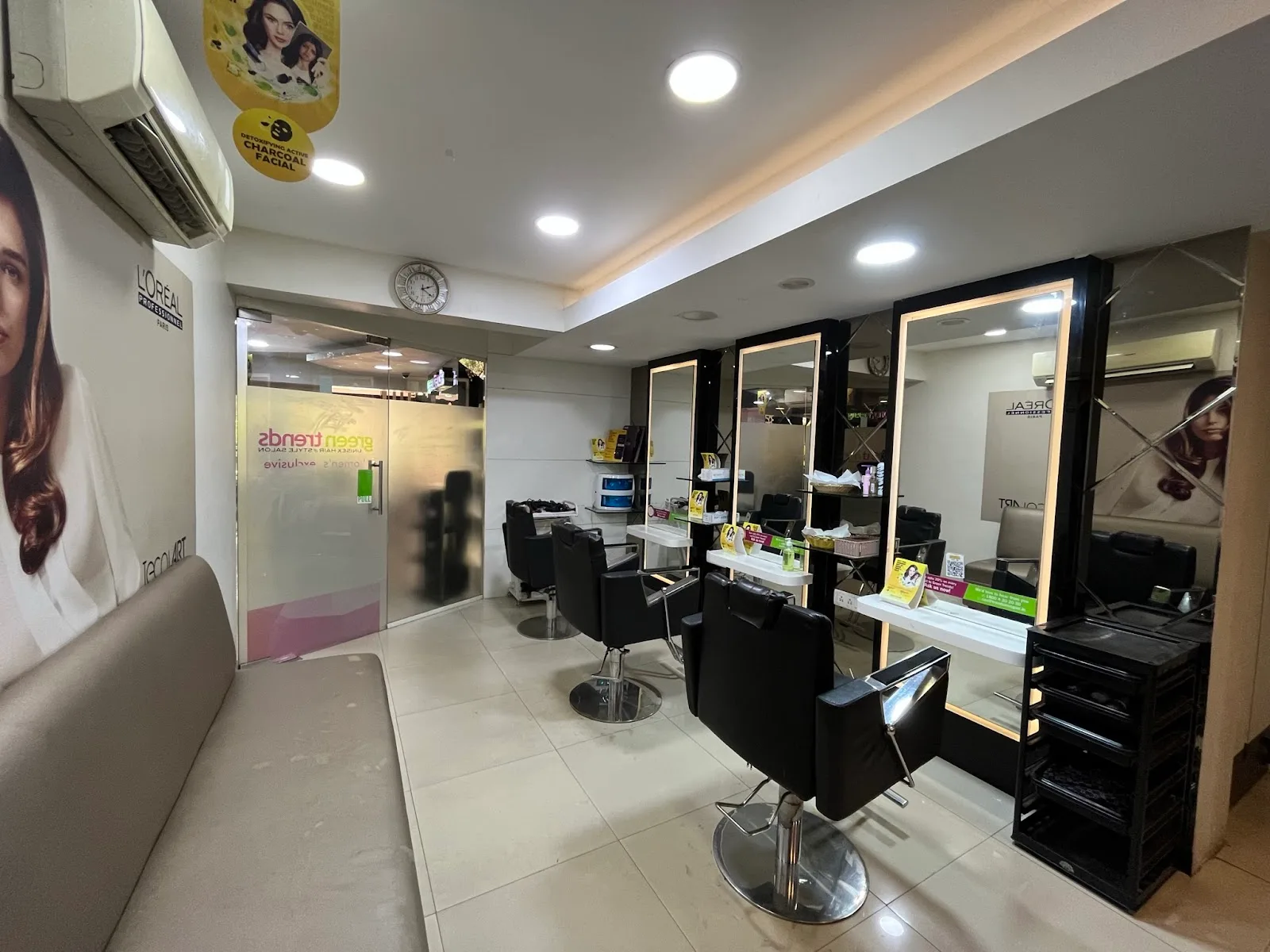 Green Trends Unisex Hair And Beauty Salon Thirumangalam