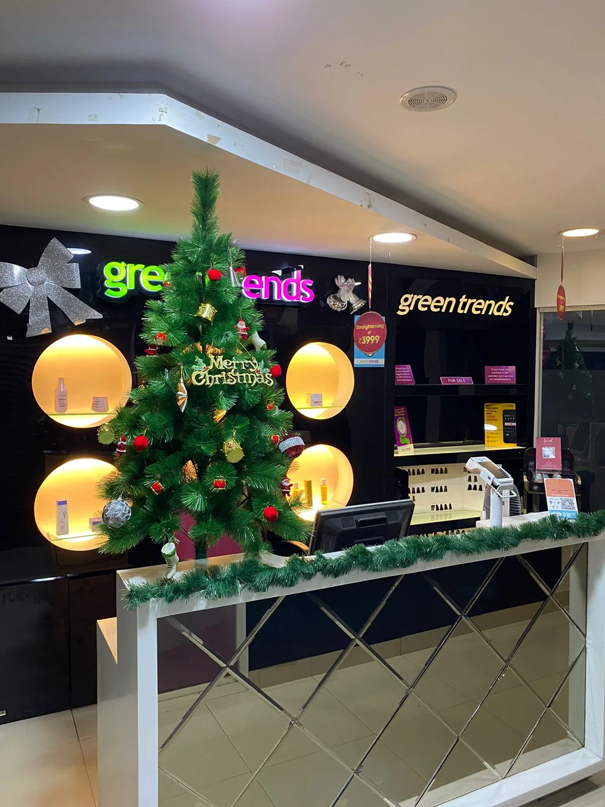 Green Trends Unisex Hair And Beauty Salon Thirumangalam