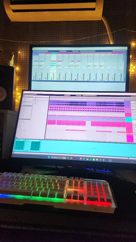 Le Nirvana Studio.Academy.Jampad