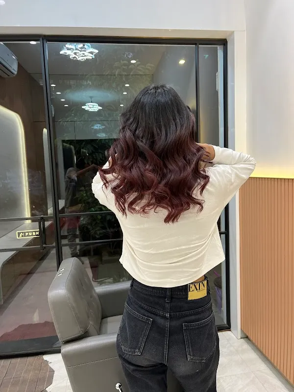 Al Saba unisex salon