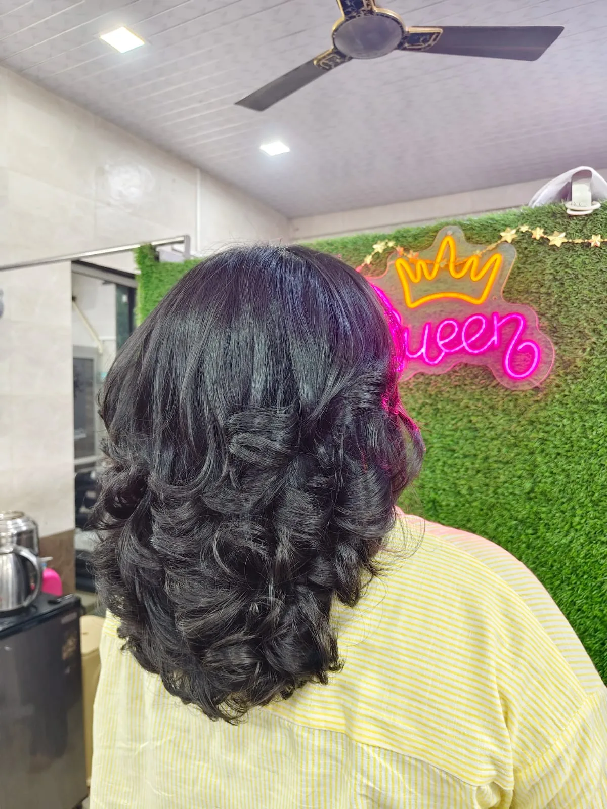 Ritu'S Hair And Beauty Salon