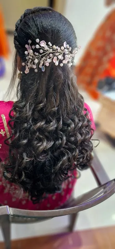 Snehal Herbal Beauty Parlour