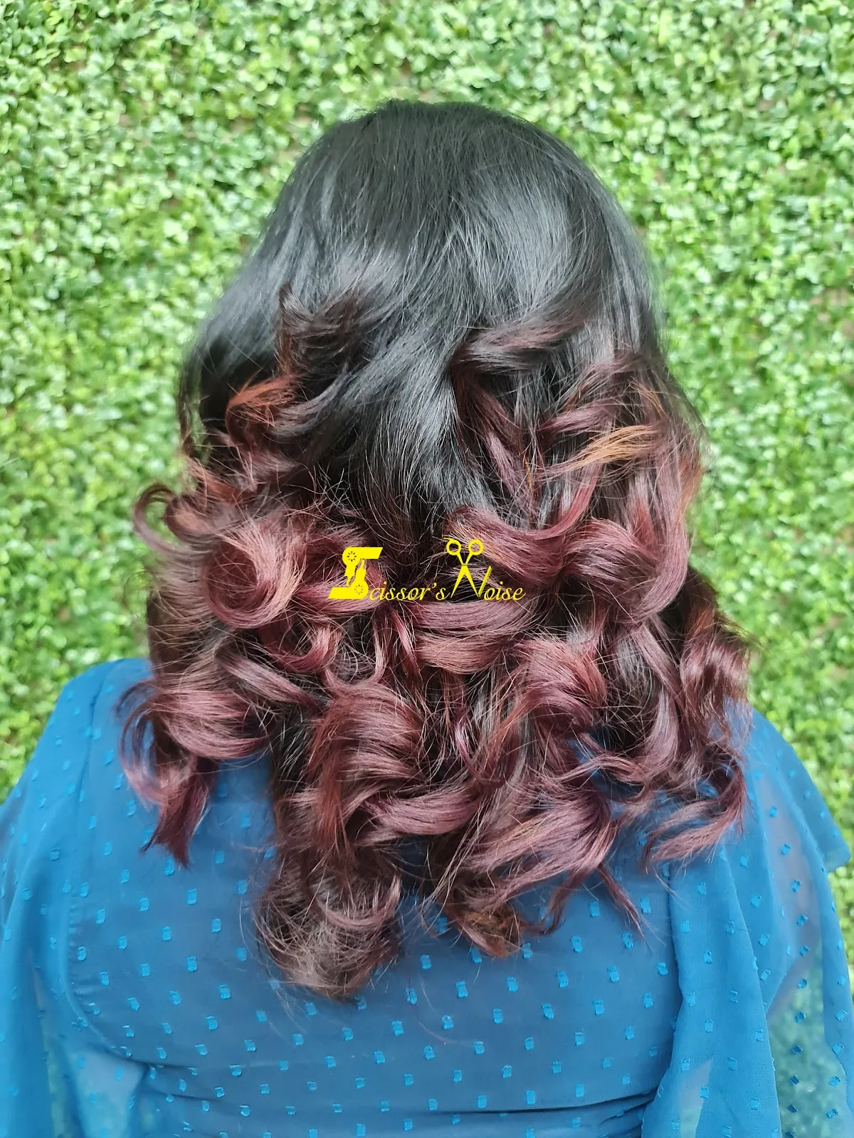 Scissors Noise - The Family Salon (Vashi)