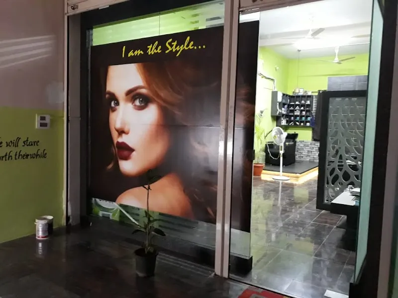 Lavish Looks Professional Salon