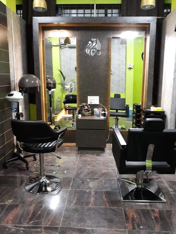 Lavish Looks Professional Salon