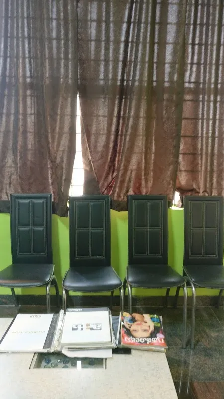 Lavish Looks Professional Salon