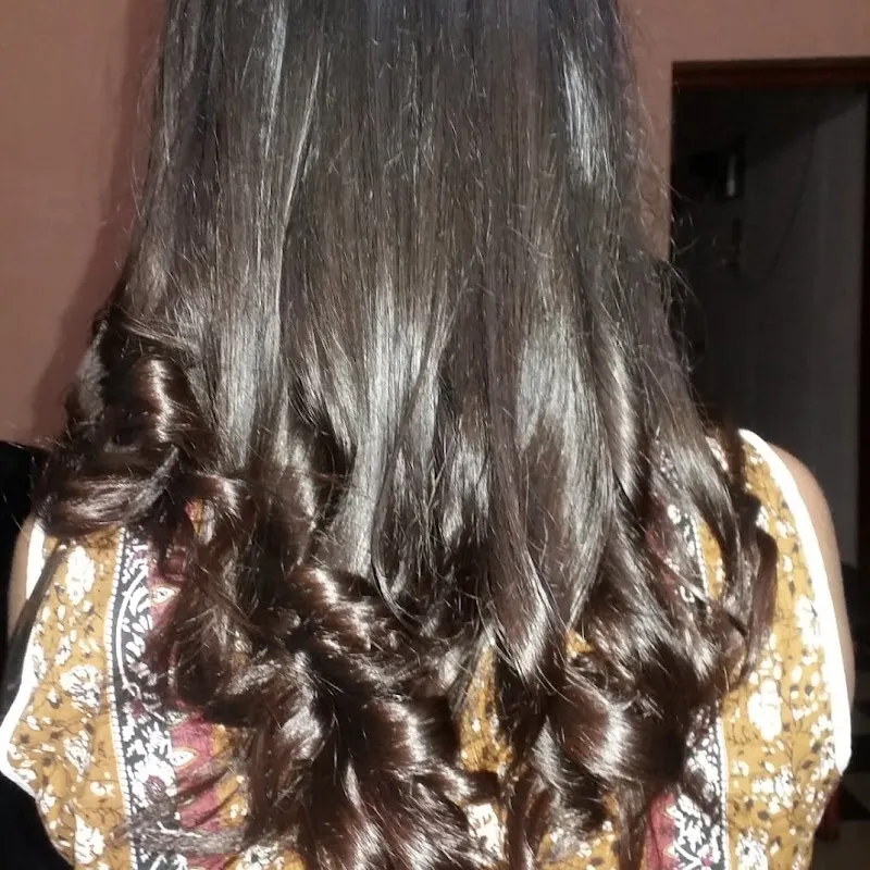 Lavish Looks Professional Salon