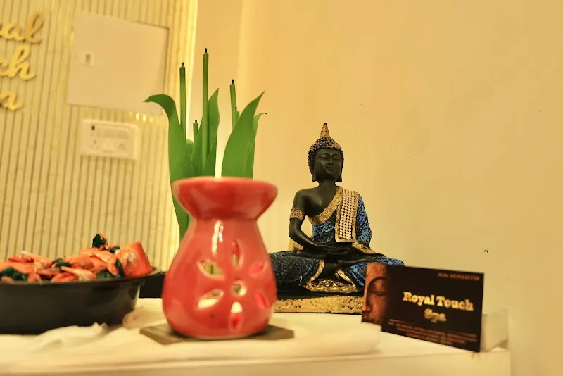 Royal Touch Spa In Goregaon East